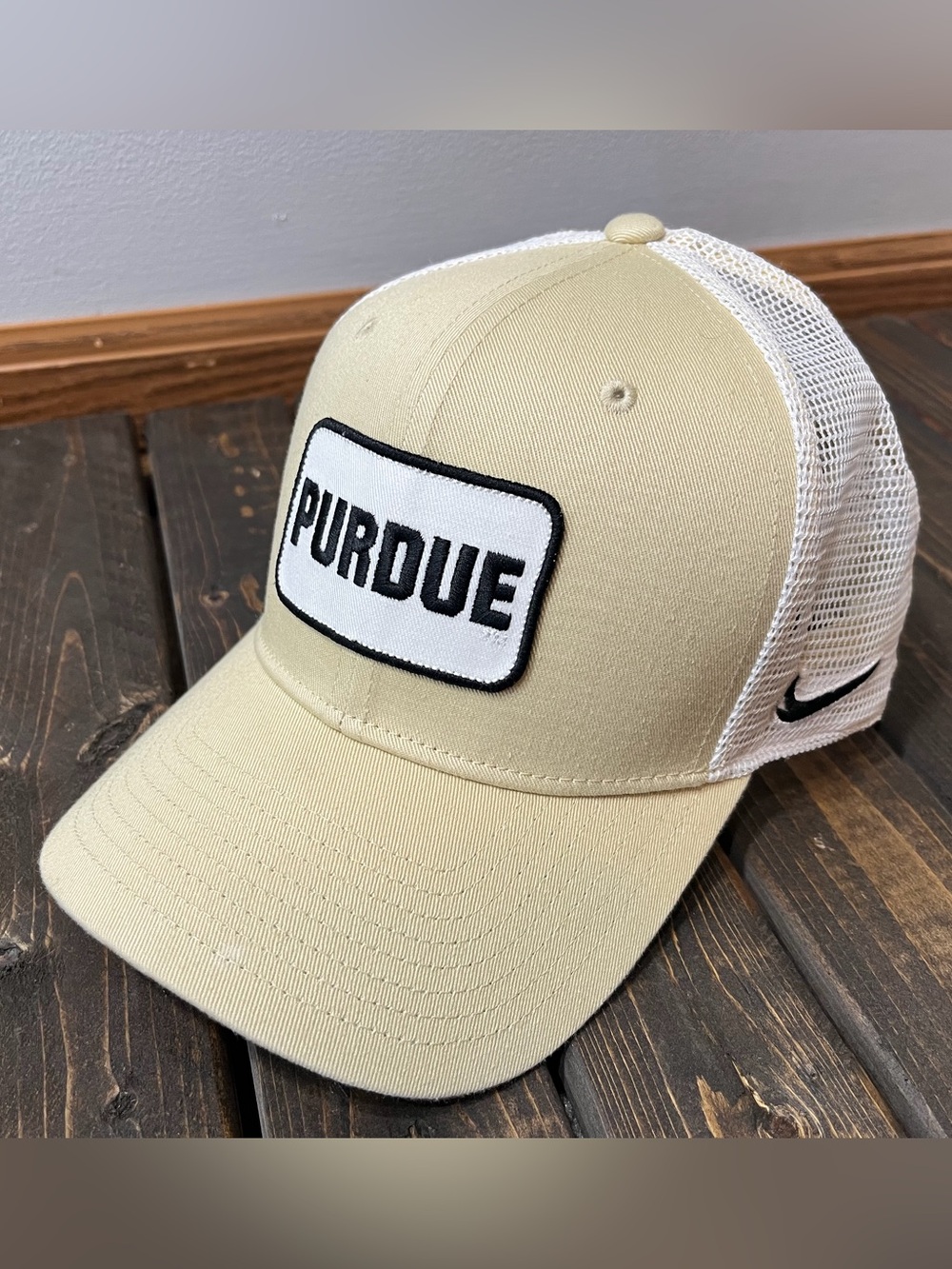 Purdue Boilermakers Nike Hat Baseball Cap Adjustable OSFM Classic99 Trucker Gold